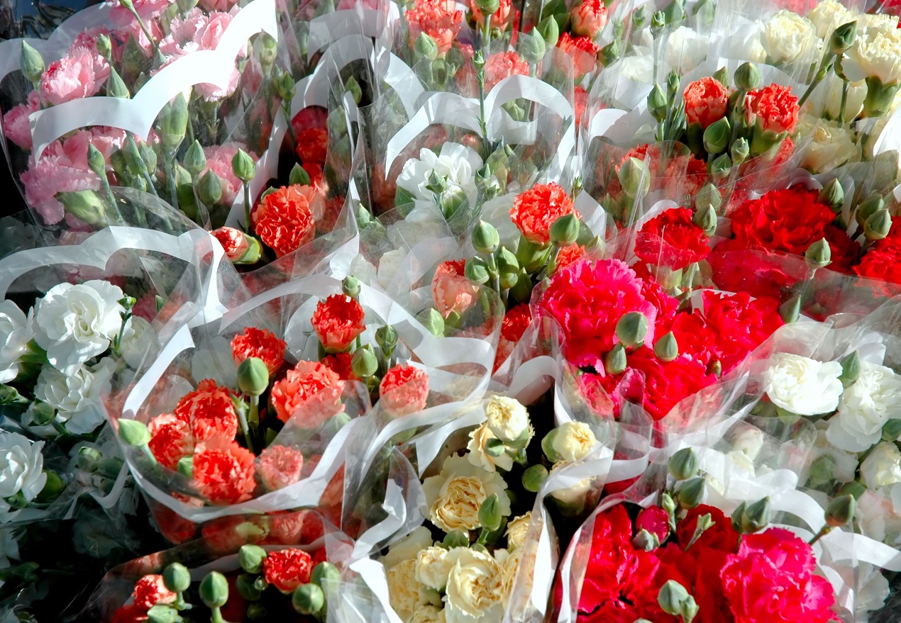 5 przesądów związanych z wręczaniem kwiatów