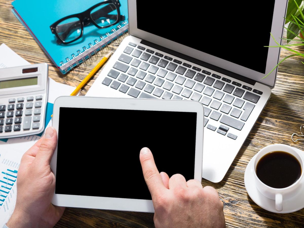 Jak wykorzystać program Pierwszy Biznes z pomocą wsparcia informacyjnego kosmoludki.pl